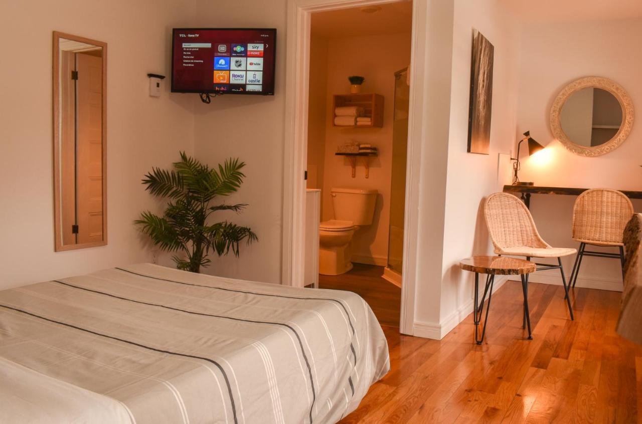 Complexe D'Hebergement La Maison Touristique Dugas Caraquet Exteriör bild